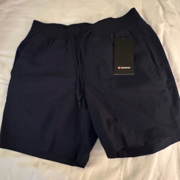 Men’s Lululemon Zeroed in Short 7 inch. Navy. NWT. - Picture 4 of 6